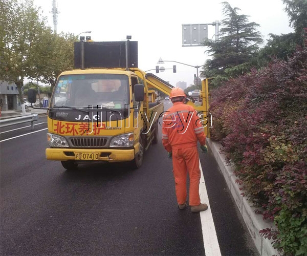 青岛绿篱修剪机报价