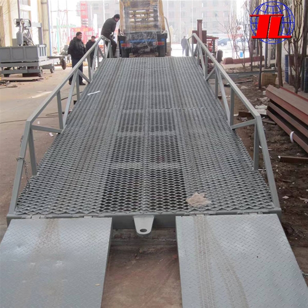 青岛移动式登车桥