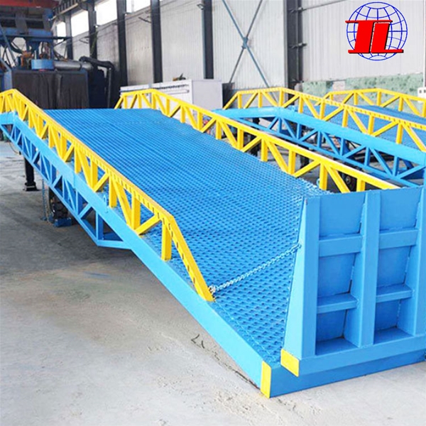 青岛集装箱登车桥